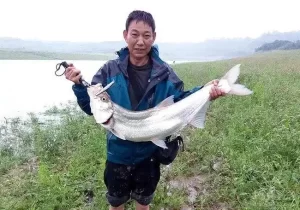 路亚钓鱼总是空军？学会7个手法和4个细节，让你路亚不再打龟！