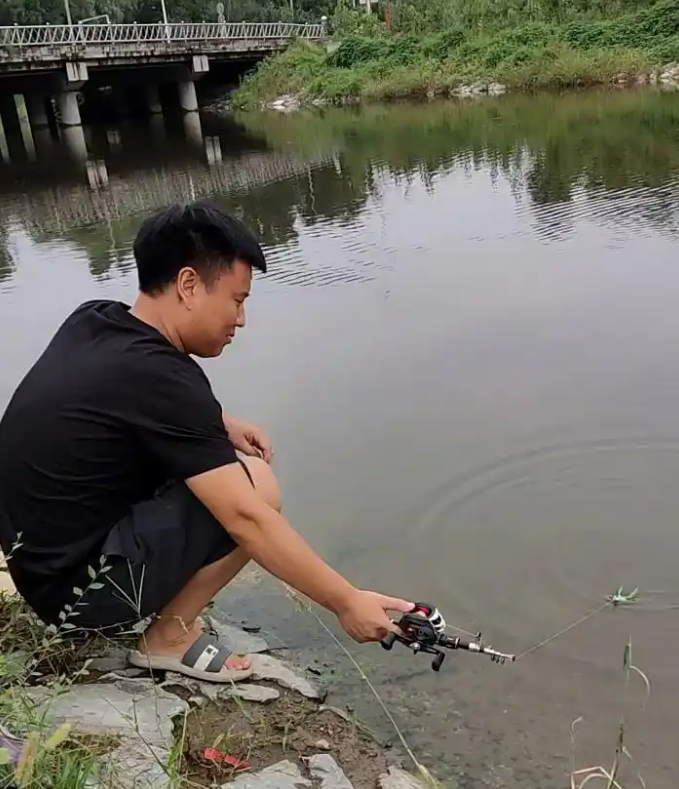 d0eda00f74f75bfbc743220e1f073cfe