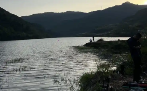 冬天钓鱼要人找鱼，钓位不对全白费，冬钓选位总结